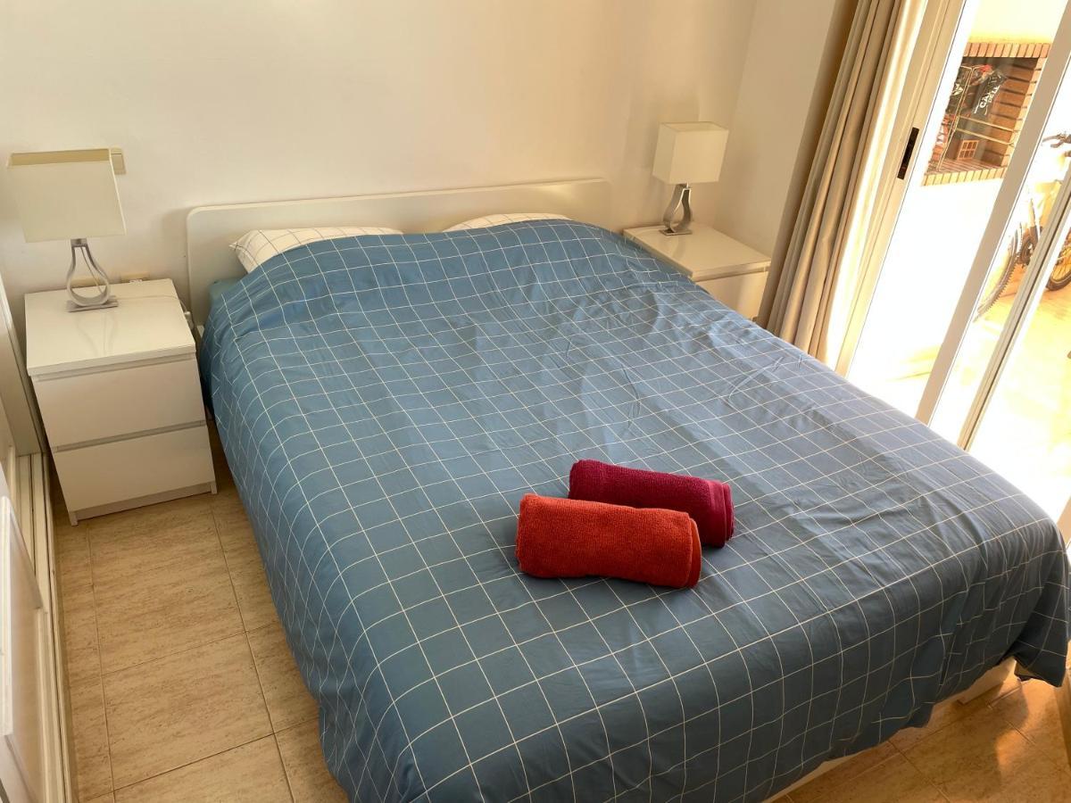 Beautiful Holiday Apartment 2 Bedroom Beach And Pool Malaga Marbella Calahonda Royale Mijas Costa Spain Dış mekan fotoğraf